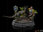 Preview: Dennis Nedry meets the Dilophosaurus Statue 1:10 Art Scale Deluxe, Jurassic Park, 21 cm