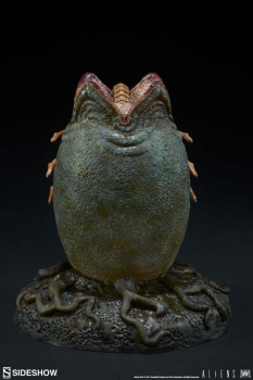 Alien Egg Statue