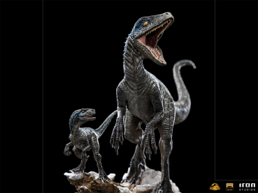 Blue and Beta Statue 1/10 Art Scale Deluxe, Jurassic World Dominion, 20 cm