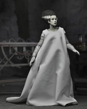 Ultimate Bride of Frankenstein (Black & White) Action Figure, Universal Monsters, 18 cm