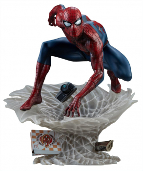 Mark Brooks Spider-Man Statue