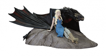 Daenerys & Drogon Statue