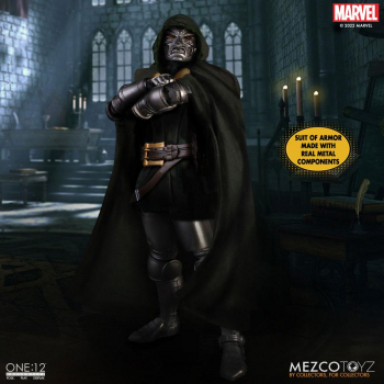 Doctor Doom Actionfigur 1:12 Mezco, Marvel, 17 cm