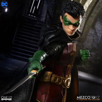 Robin Actionfigur 1:12 Mezco, DC Comics, 16 cm