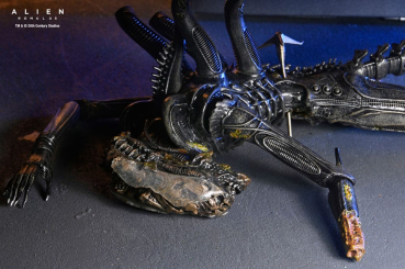 Suspended Lab Xenomorph XX121 Actionfigur Deluxe, Alien: Romulus, 23 cm