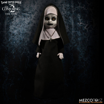 The Nun Puppe