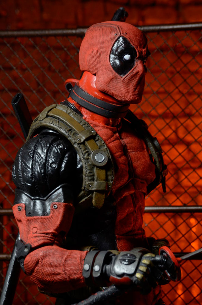 Deadpool Figur 4-fach sortiert ca 33 cm auf