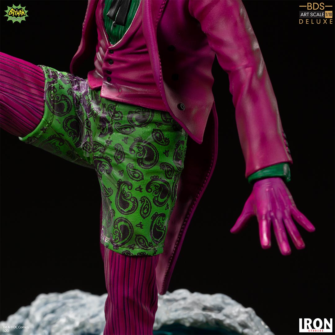 Batman The Joker Regular Art 1:10 Scale Statue