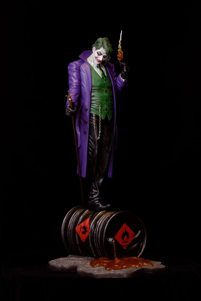 Стенд джокер 1.2. Mondo Joker 1/6 Figure. DC Comics Gallery the Joker Figure. Joker stance.