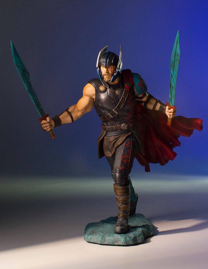 Figurine - Thor: Love and Thunder Gallery Deluxe Thor 23 cm