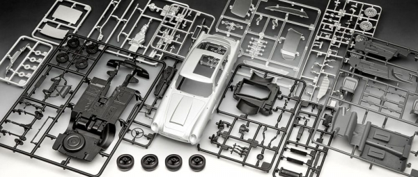 Aston Martin DB5 Model Kit 1/24, James Bond 007 - Goldfinger, 19 cm