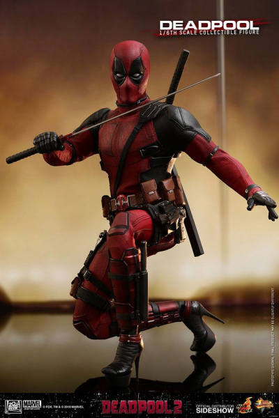 Sideshow Deadpool Sixth Scale Action Figure - MightyMega