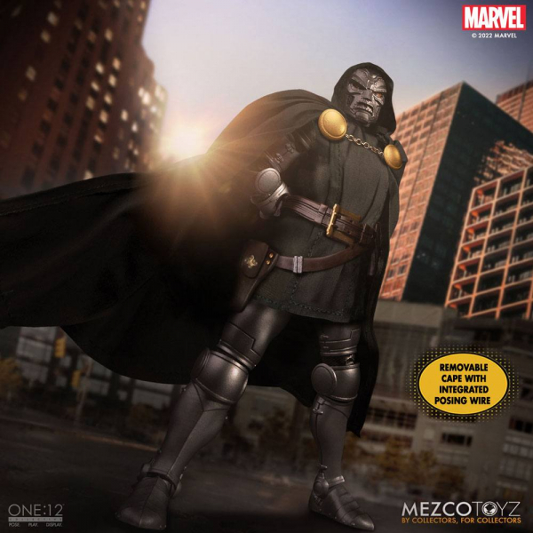 Doctor Doom Actionfigur 1:12 Mezco, Marvel, 17 cm