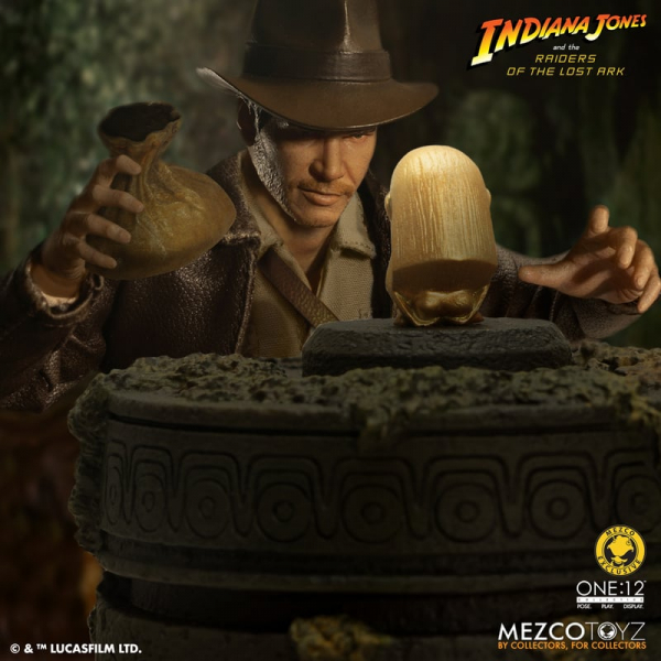 Indiana Jones Action Figure 1/12 Mezco Exclusive, Raiders of the Lost Ark, 17 cm