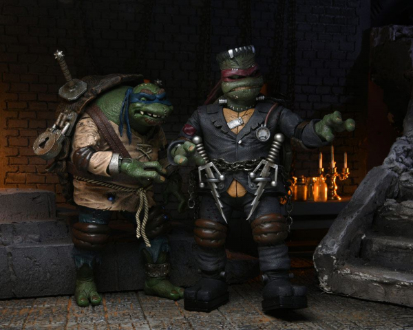 Ultimate Leonardo as The Hunchback Actionfigur, Universal Monsters x Teenage Mutant Ninja Turtles, 18 cm