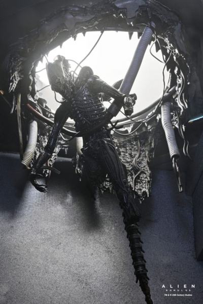 Suspended Lab Xenomorph XX121 Actionfigur Deluxe, Alien: Romulus, 23 cm