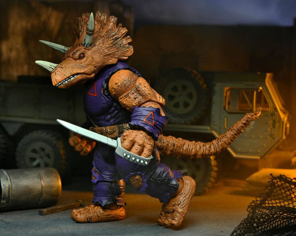 Triceraton Zog (Mirage Comics) Action Figure Deluxe, Teenage Mutant Ninja Turtles, 20 cm